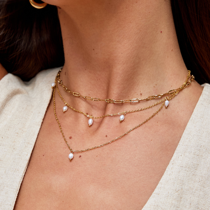 Luna | Chic Pearl Layered Necklace