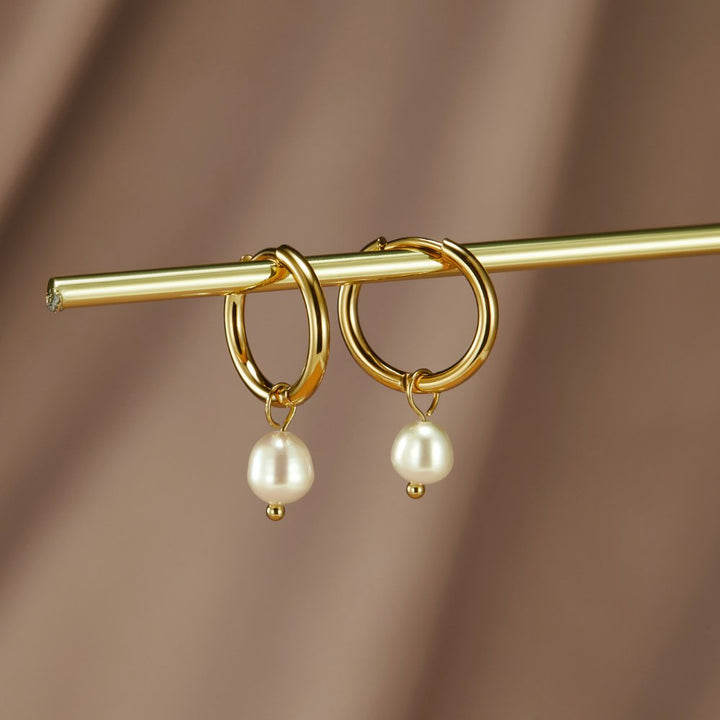 Luna | Elegant Pearl Drop Earrings