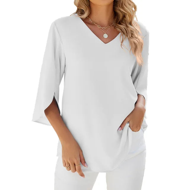 Luna | Chic V-Neck Blouse