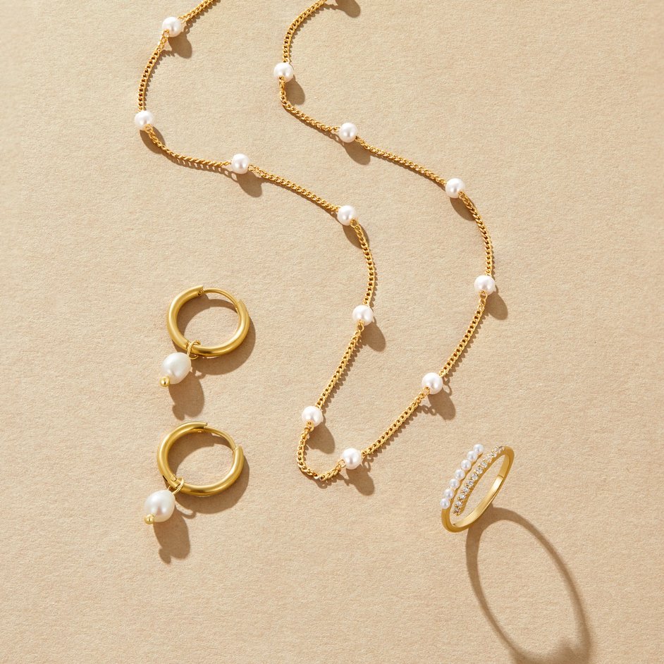 Aurelia | Elegant Gold Pearl Necklace