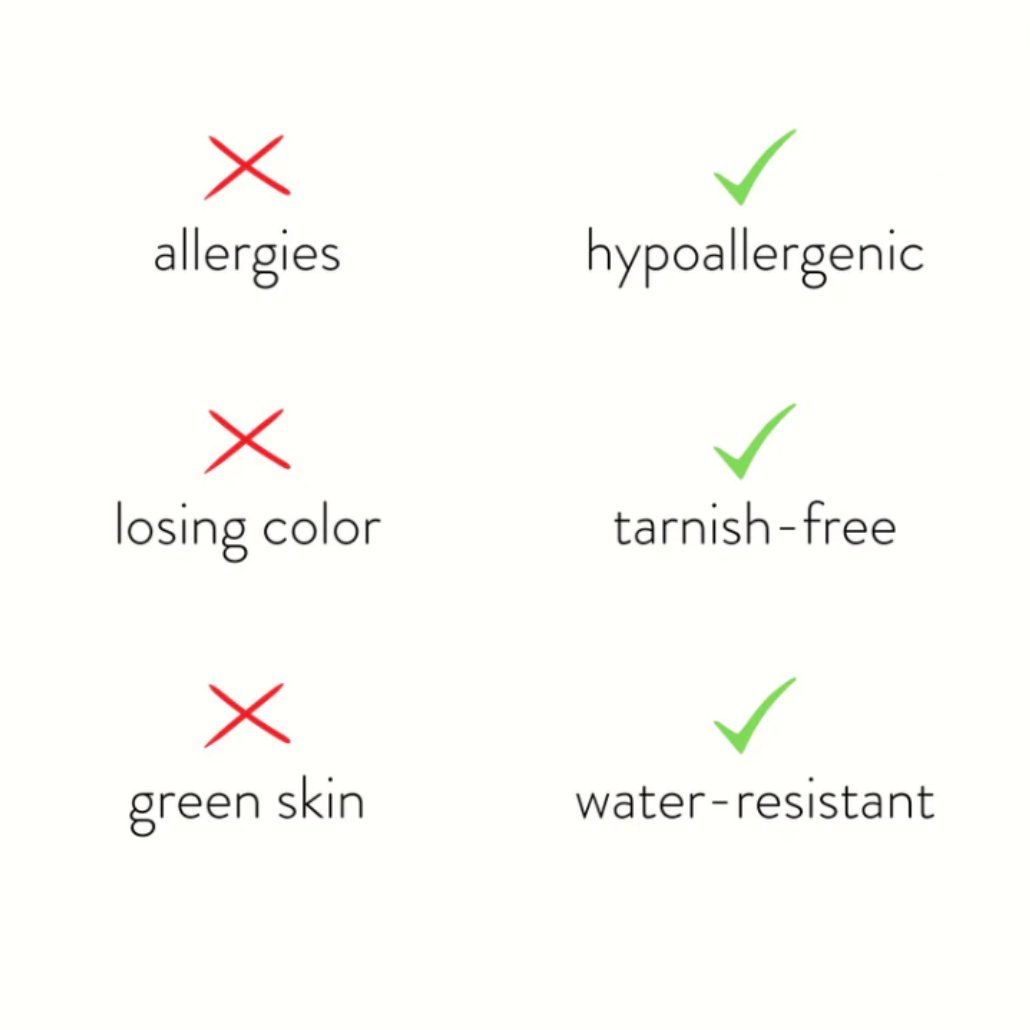 Twirl | Elegant Gold Twisted Bracelet